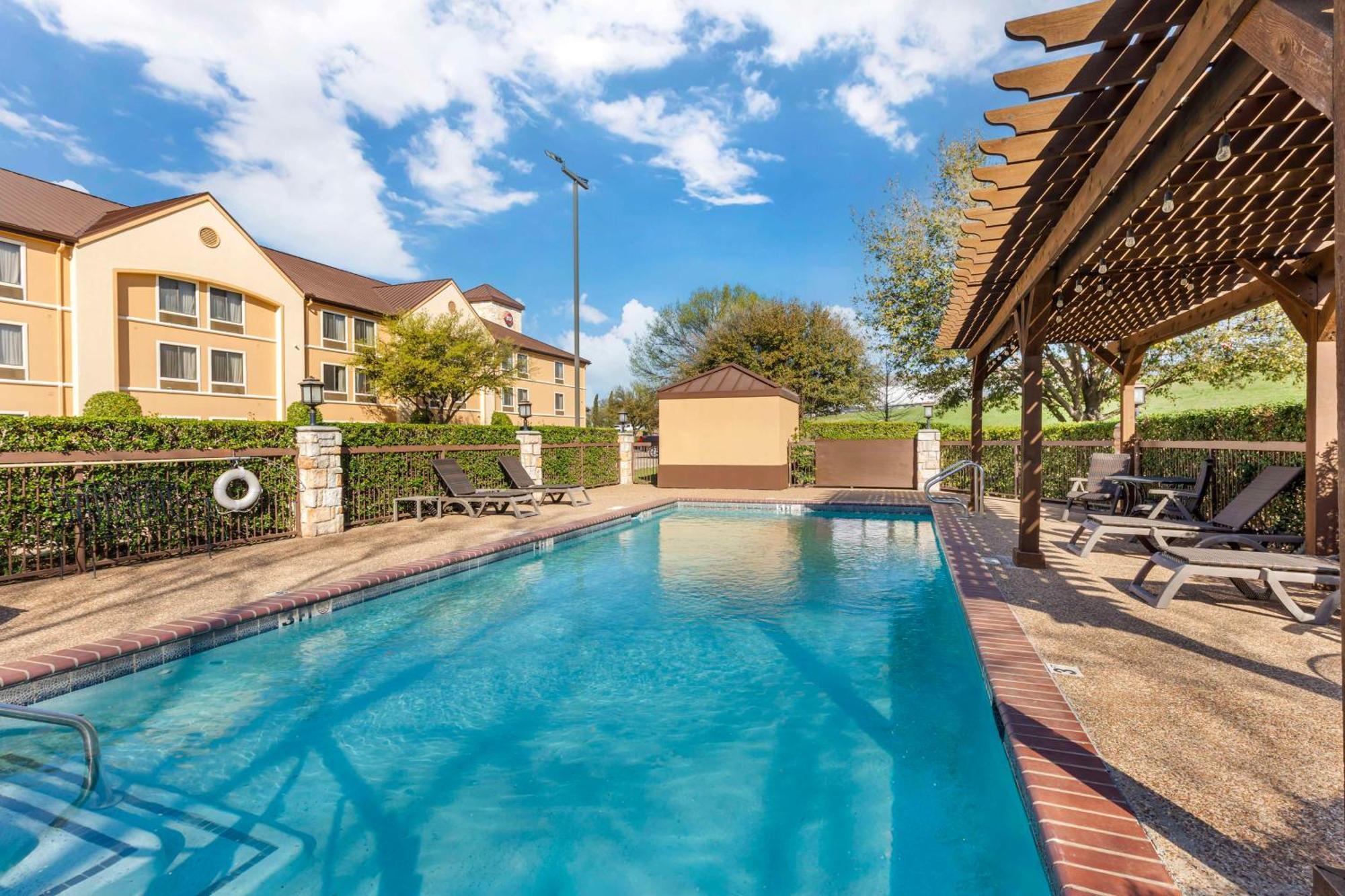 Best Western Plus Lewisville Flower Mound Zewnętrze zdjęcie
